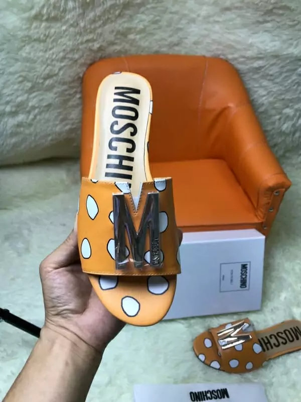 moschino chaussons pour femme s_a41b624